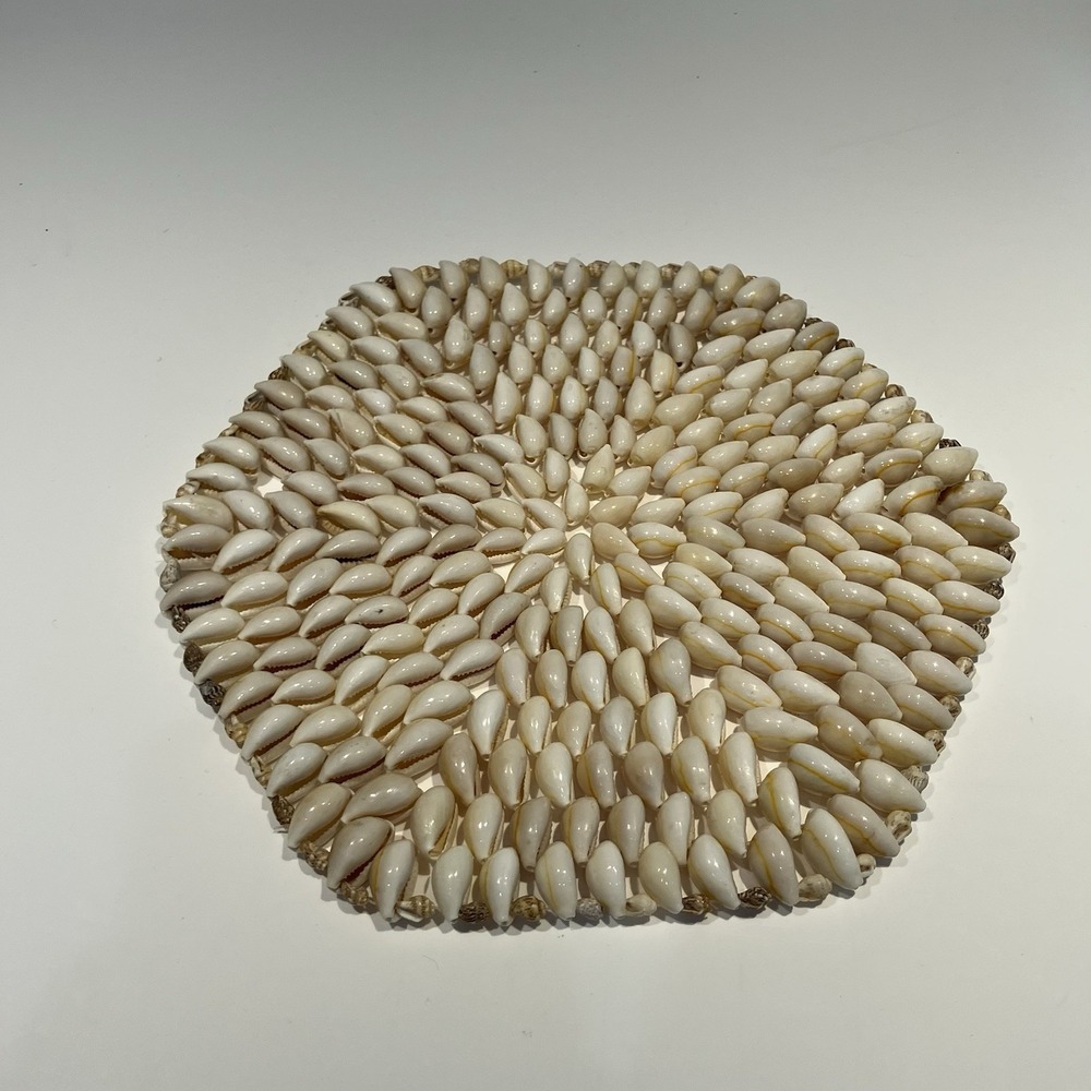 Puka Cowry Sea Shells Trivet Large Hot Pad Doily Boho Wall Hanging Vintage 9"